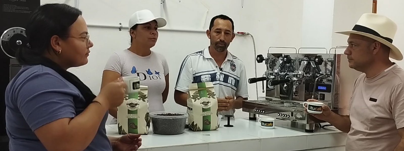 FUDESCO, Actitividades con Productores de Café de Ituango, Testimonios, Entrega Máquina Café