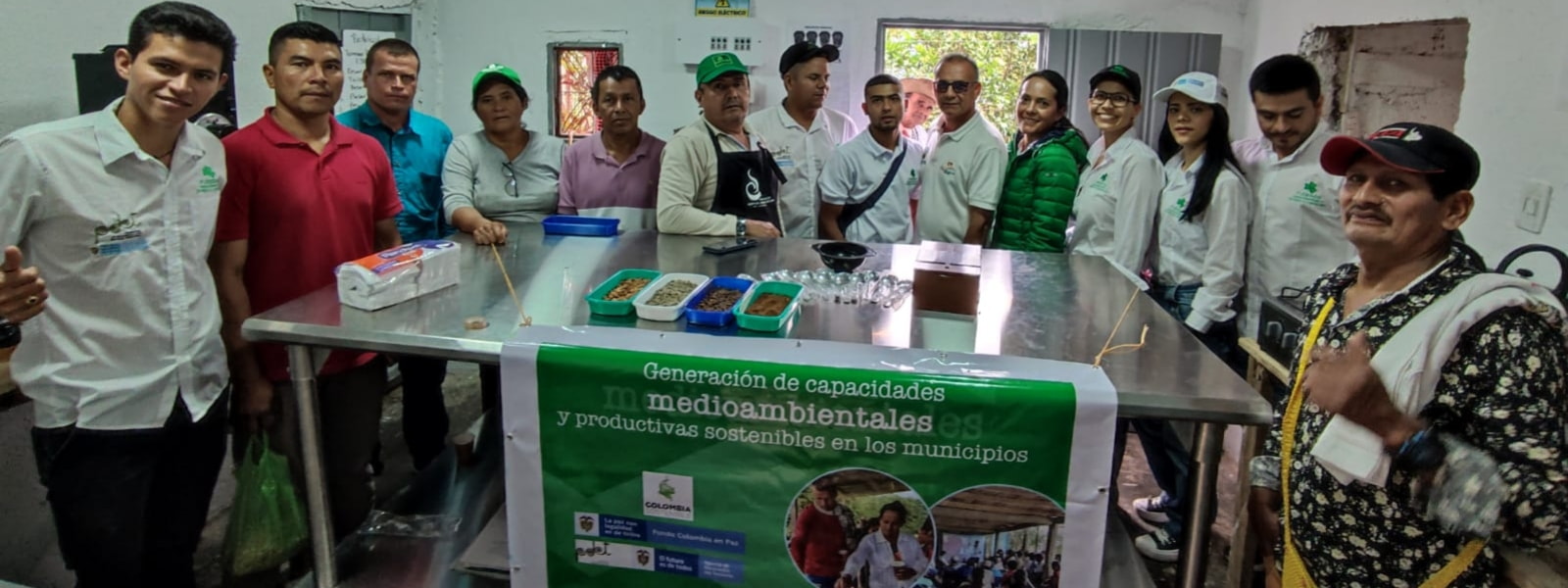Proyecto Generación de capacidades medioambientales y productos sostenibles en los municipios de Ataco, Chaparral, Planadas y Rioblanco, Análisis sensorial del café, Capacitación: Laboratorio